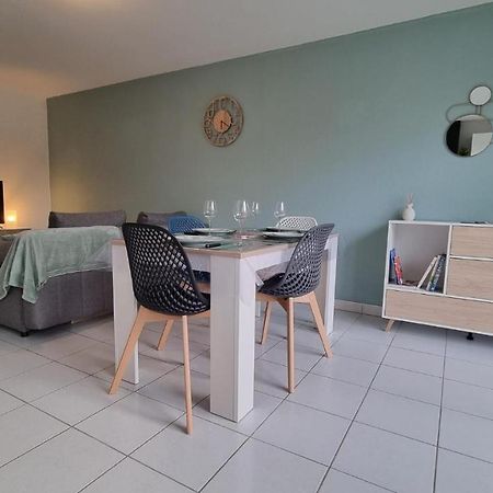 Beau T2 Bien Equipe Au Calme! ! Apartment Saint-Pierre-du-Mont  Exterior photo